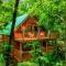 CABIN in a GATED RESORT with SEASONAL RESORT POOL - Pigeon Forge