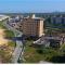 Guarapari com elevador, reformado, Wi-Fi, TV com Smart, vista e estacionamento - 瓜拉派瑞