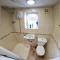 4 Bedroom House in Central Rochdale cul-de-sac Free Parking & Fast Wi-Fi - Rochdale