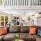 3 bedroom Rental pet friendly, fireplace, hot tub, near ski resorts