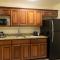 Cottonwood Suites Savannah Hotel & Conference Center
