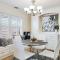 Relax in a Gorgeous 6 Person Quaint Home