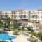 Kings Palace - spacious 2-bed with sea views and large patio
