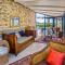 Cozy Home In Augignac