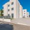 Lovely Apartment In Turanj With Jacuzzi