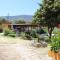Varias Art House