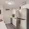 Newly remodeled 2 bedroom unit - Beaverton