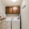 Newly remodeled 2 bedroom unit - Beaverton