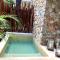 Luxury 2 BDR 2 BTH 2 Bikes Jacuzzi FibOptic WiFi. - Tulum