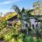 Misty Mountain Hideaway at Murrays Run ultra private rural escape with stunning views - Kulnura