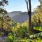 Misty Mountain Hideaway at Murrays Run ultra private rural escape with stunning views - Kulnura