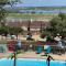 Lake Views, Sleeps 4, Pool, Pets Welcome! - Canyon Lake