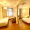 Li Hua Hotel