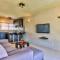 Cascades 608 Studio in Green Point