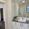 Holiday on Dromana by Ready Set Stay - 150m from the beach