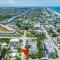 Coastal Condo Deerfield Beach Retreat 3 bed 2 bath - Deerfield Beach