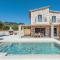 Bedrock beachside villa with private pool