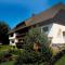 Pension Schmidt - Schwarzwaldnest - voll ausgestattetes Apartment - Häusern