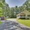 Maine Cottage with Dock and Kayaks, Near Augusta! Maine Cottage with Dock and Kayaks, Near Augusta!