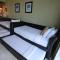 Castle B17 Contemporary Condo with Pool, Beach Access and Free Parking