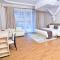 Hotel Next