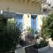 The -300 -a centrally located heritage home