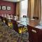 Hampton by Hilton Luton Airport - Luton