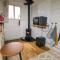 Floras Hut