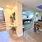 WOW!! Ultimate Pocono Retreat, Hot Tub, Game Room, Deck, Lakes, Skiing, Pools