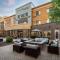 Courtyard Mankato Hotel & Event Center - 曼凯托