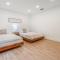 Luxe Retreat with Private Beach & Pool Paradise L53 - Miami