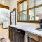 Mountain Views Luxurious Grand Lake Escape!