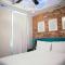 Sleek and Cozy Micro Fells Point Residence!