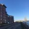 Dundee City Waterfront, 2 Bedroom 2 Bathroom Apartment - short walk to V and A, Bus & Train Stations - Данди