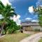 Anse Boudin Chalets & Villa