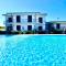 Scalea Apartments & Pool