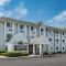 Super 8 by Wyndham Joliet