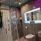 Castle Lodge - Brecon Beacons Accommodation