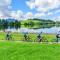 Direkt am See mit Bergblick