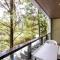 PineSuites Relaxing 2-bedroom condo with pool and garden view accepts small pets only