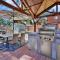 Jay Bird Landing Escape- Hot Tub- Central Location