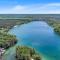 Lakeside Getaway with Hot Tub - غايلورد