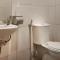 Urbanview Os Residence Medan by RedDoorz