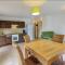 Gorgeous Apartment in Montauroux with Pool