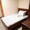 Blue Velvet Hotel -CM Recto