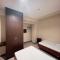 Blue Velvet Hotel -CM Recto