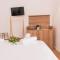 ALMAMI Loft & Rooms