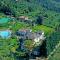 ISA-Farmhouse with swimming-pool in Chianti-area in the middle of Tuscan nature