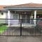 Riqayraa Muslim Homestay