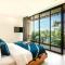 Coastal Haven 5br New Villa, 200m Canggu Beach
